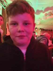 17112223420632519635170163295319.jpg_71